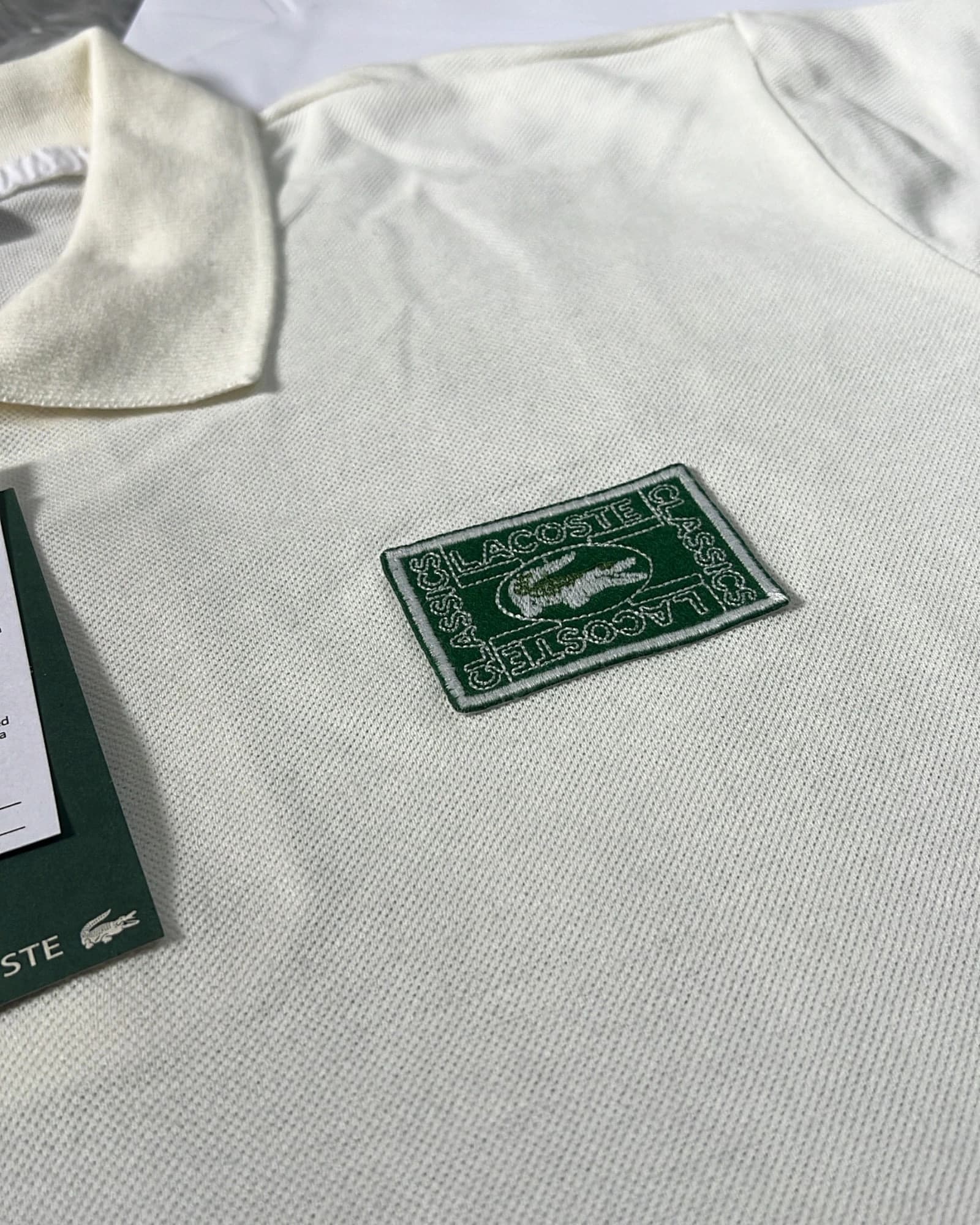 POLO LACOSTE OFF-WHITE — foto 2